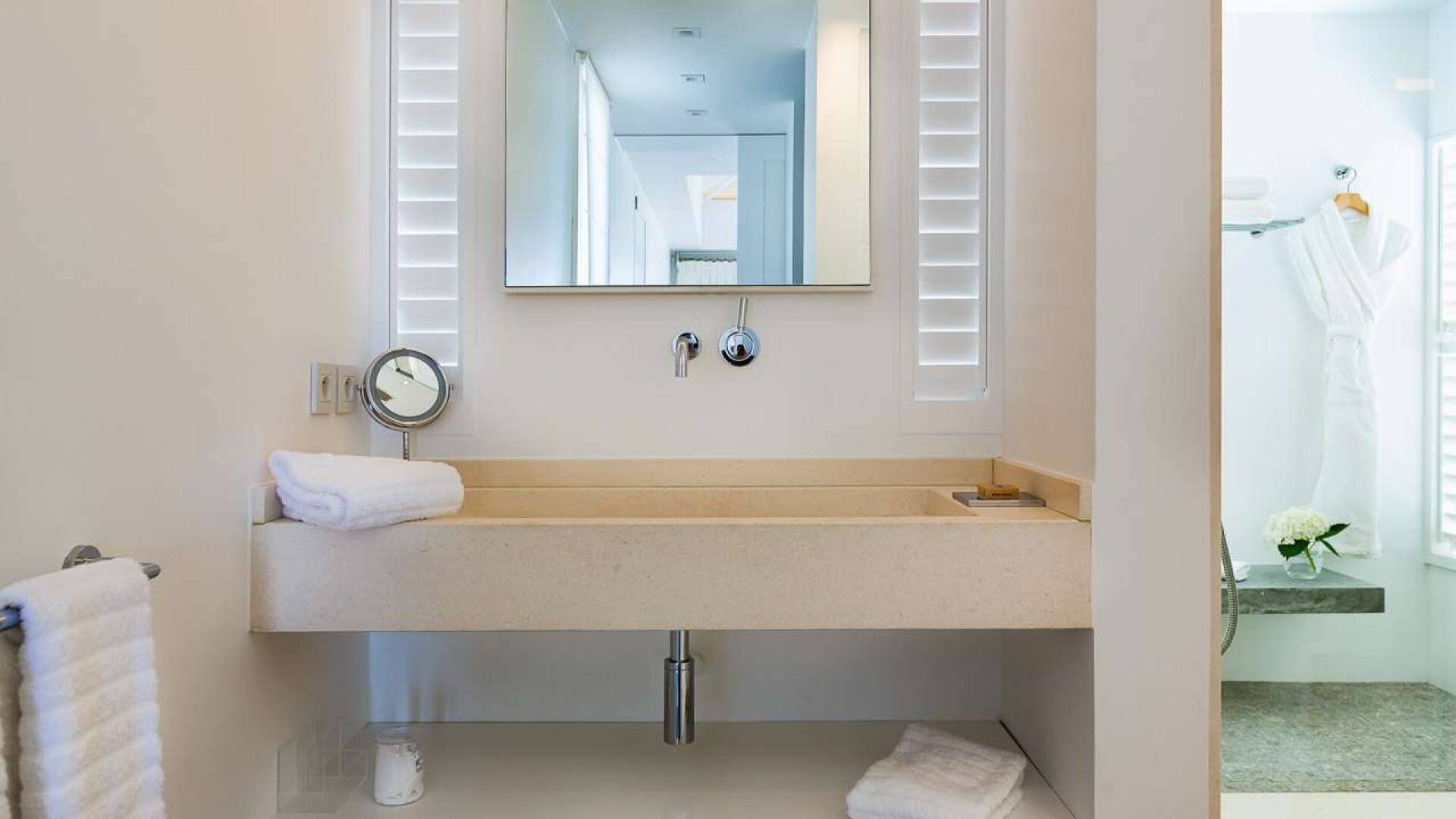 Bathroom at WV ECO, Gouverneur, St. Barthelemy