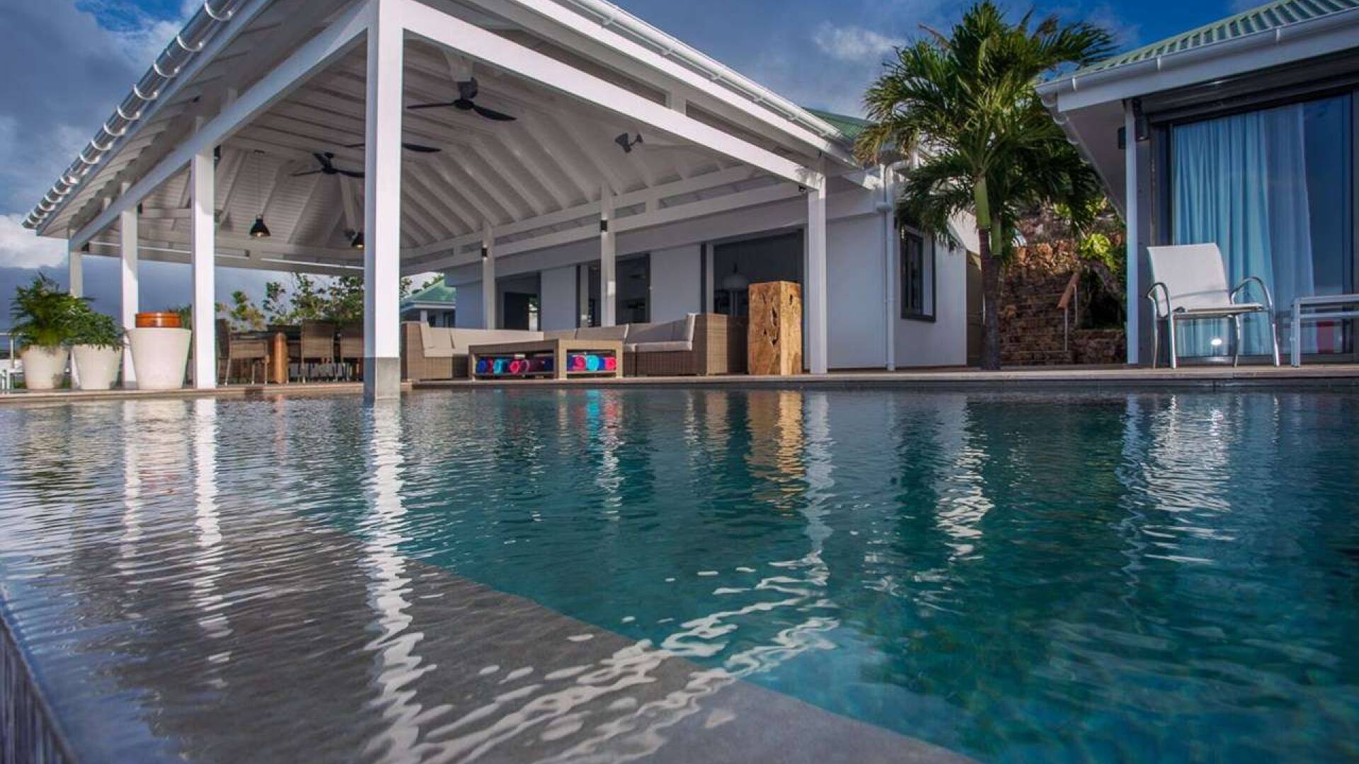 pool