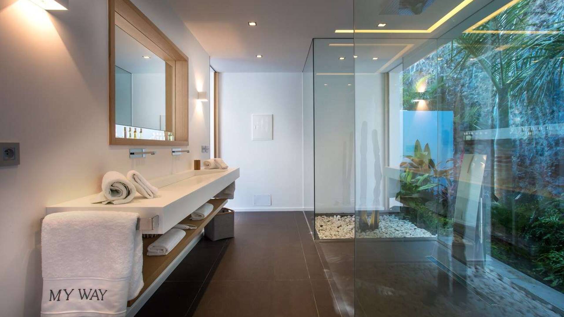 bathroom at WV WAY, Colombier, St. Barthelemy