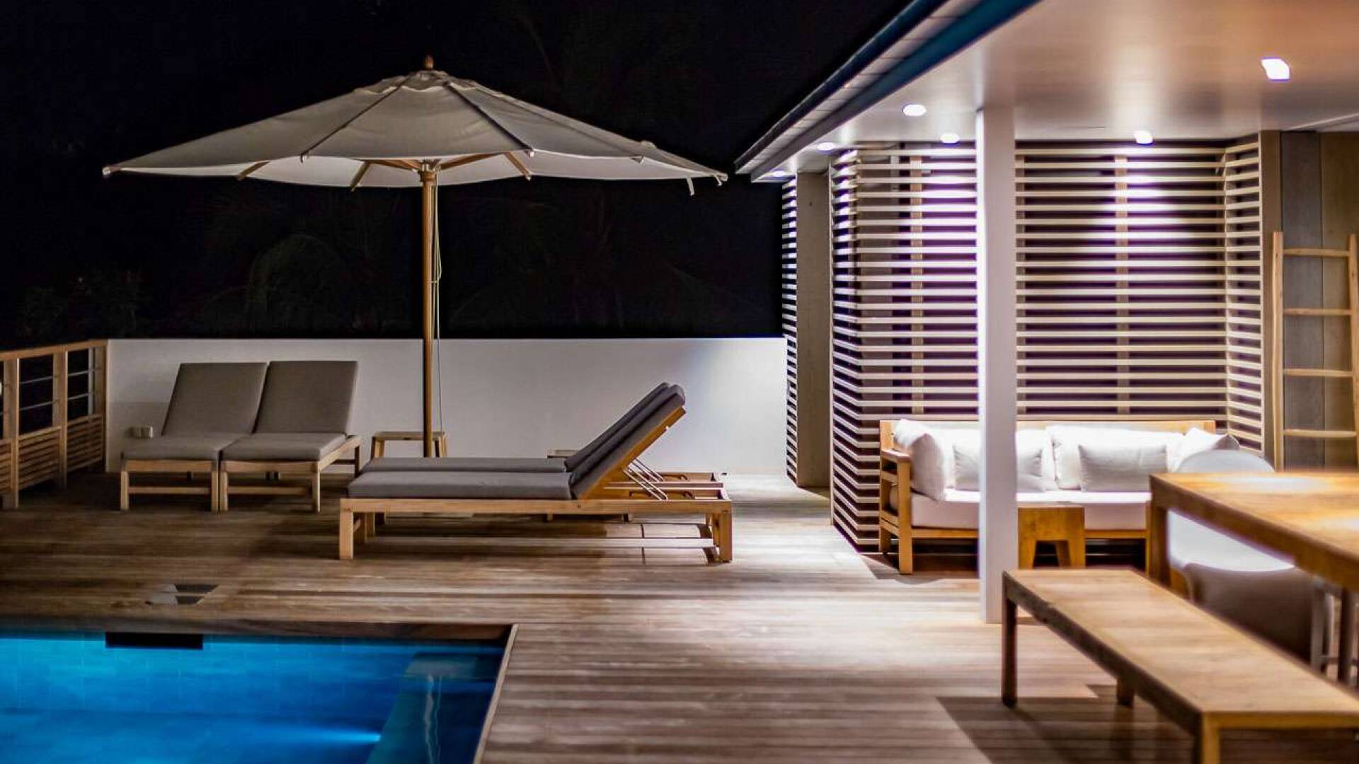 Deck at WV SUM, Pointe Milou, St. Barthelemy