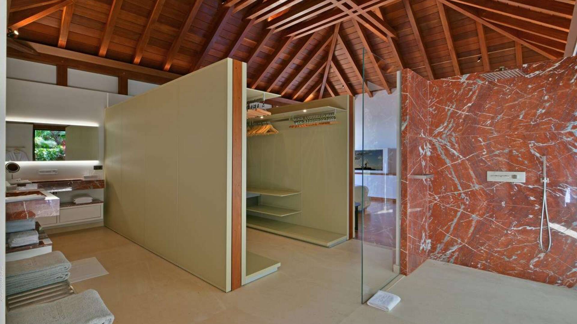 Bathroom at WV VUM, Marigot, St. Barthelemy