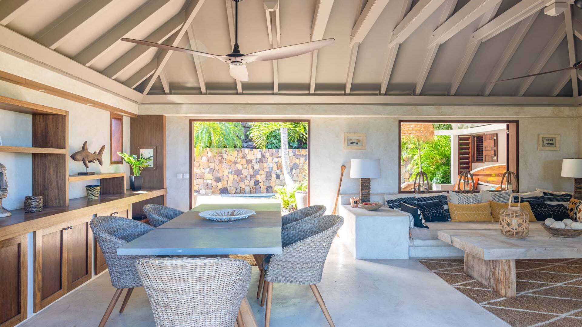 16St-Barts-Villa-TIRdin04